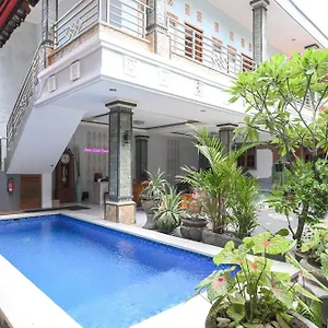 oyo-4003-ceria-guesthouse-seminyak.hotelsseminyak.net/